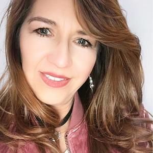 Meet your Posher, Diana